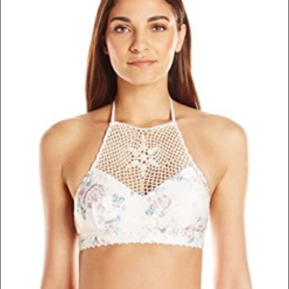 MINK PINK | Crochet Bikini Top - Picture 3 of 3